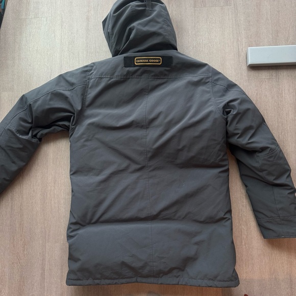 Men’s Canada Goose Chateau Slim Fit Down Parka Graphite XL - Picture 5 of 8